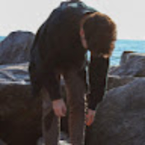 Meet your Posher, José - Picture 1 of 1